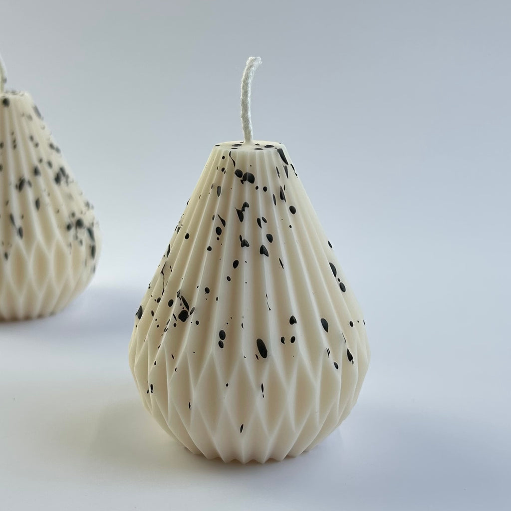 Pear gepunktet