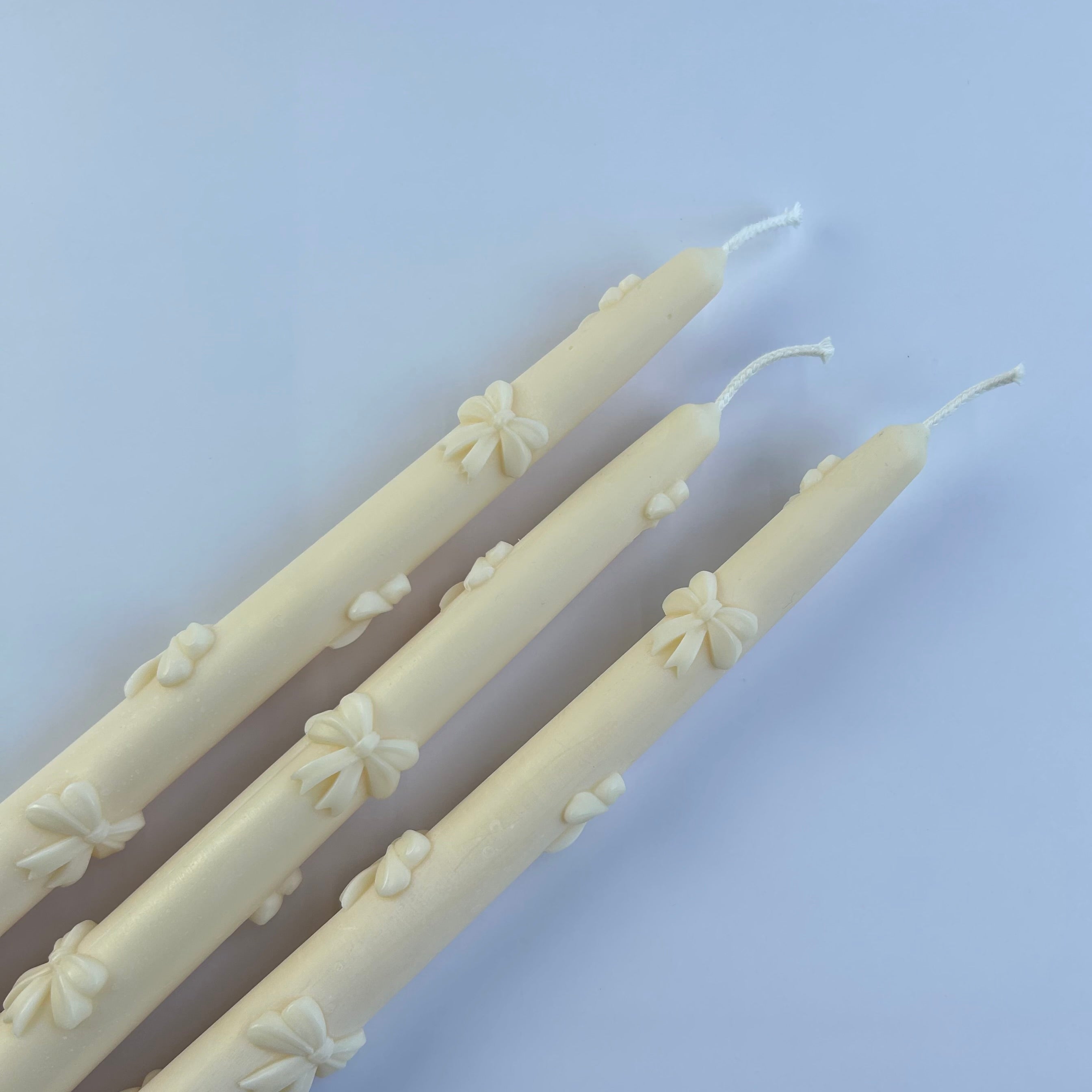 RIBBON TABER CANDLE