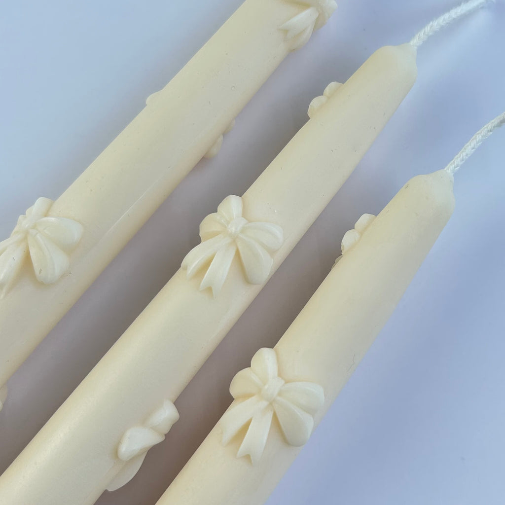 RIBBON TABER CANDLE