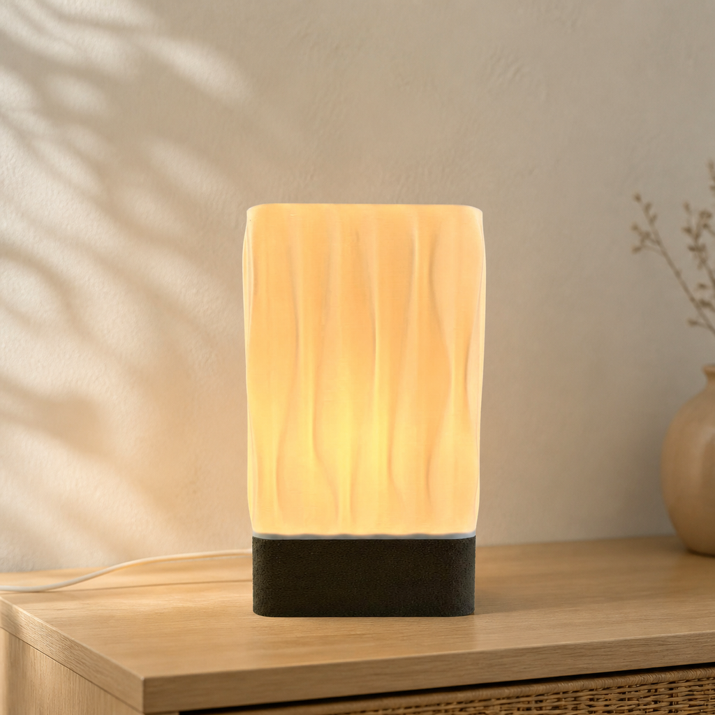 Liora Test Designlampe mit warmweissem Licht und Unterteil in Wood Black Walnut