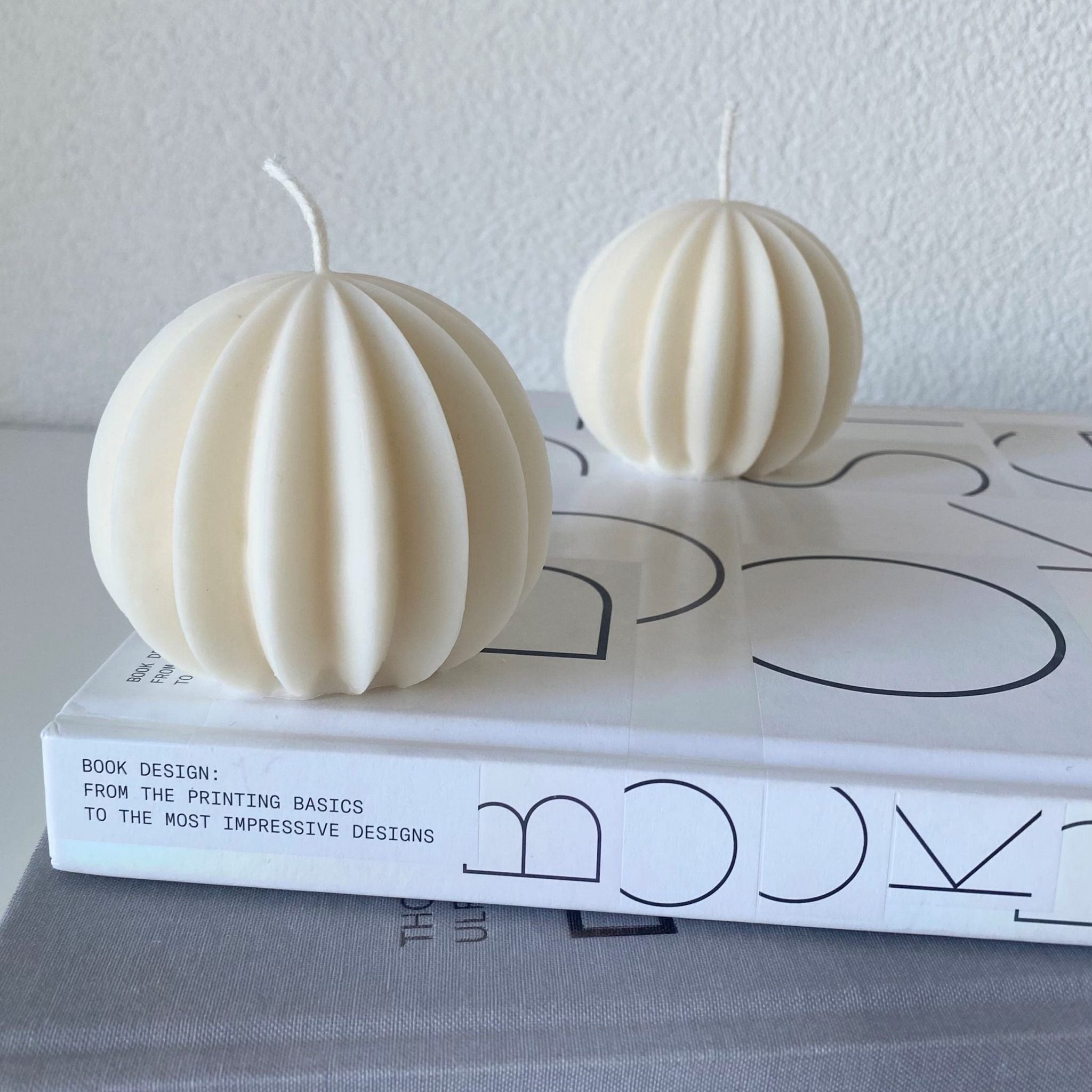 ROUND CANDLE