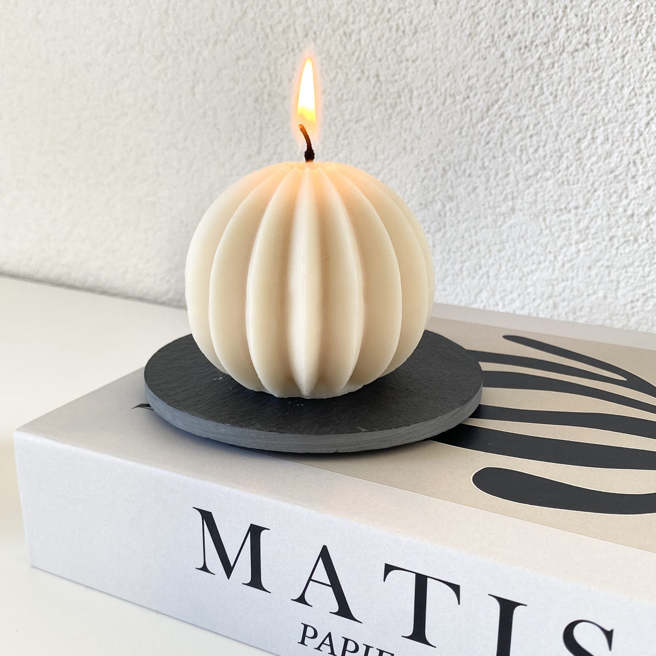 ROUND CANDLE